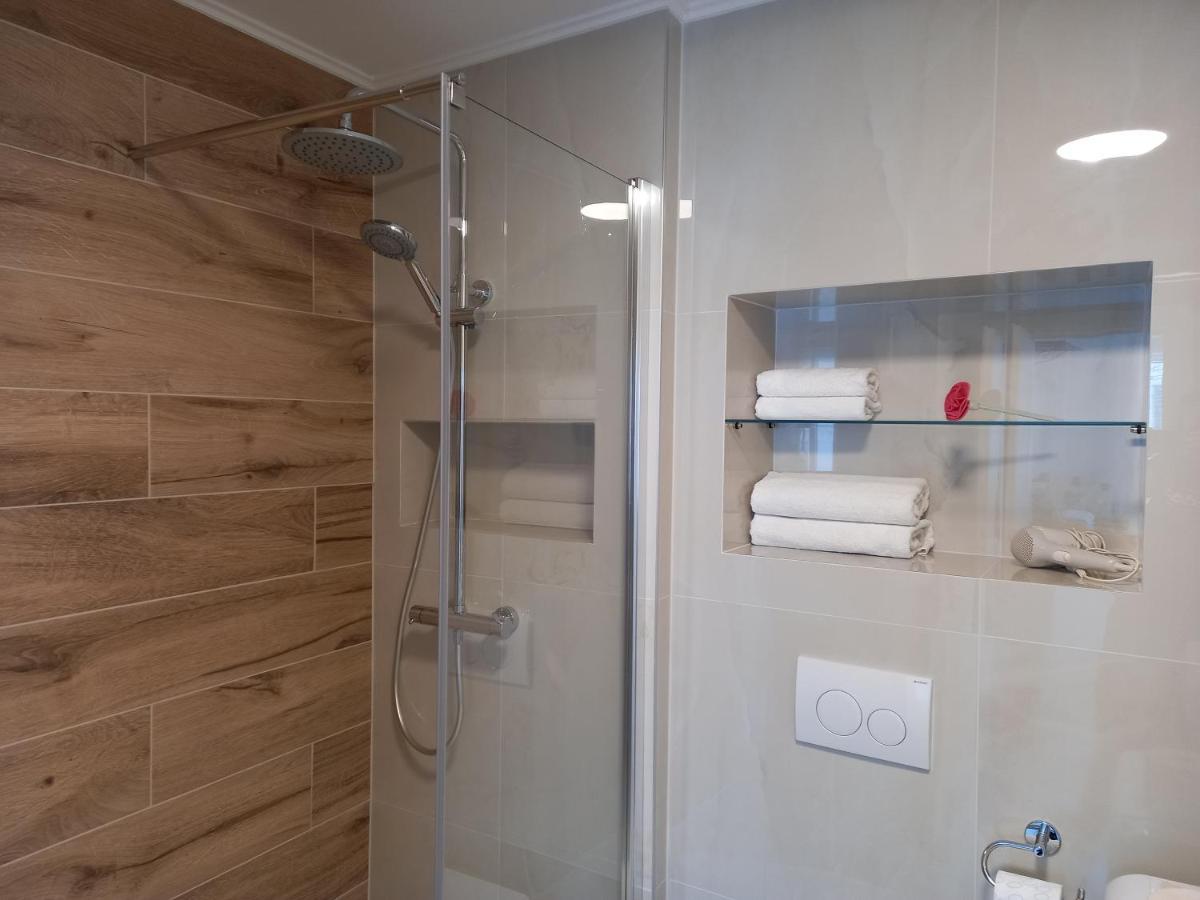 Bruno Split Centre Apartment And Room Экстерьер фото