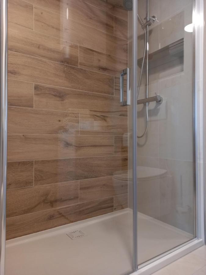 Bruno Split Centre Apartment And Room Экстерьер фото